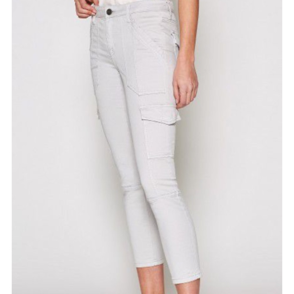 Okana skinny pants. New. Size 26. White